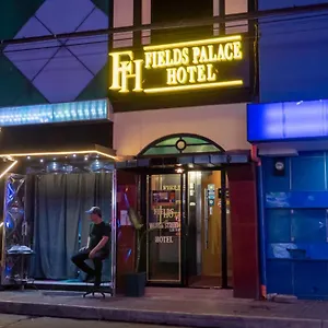  Hotel Fields Palace