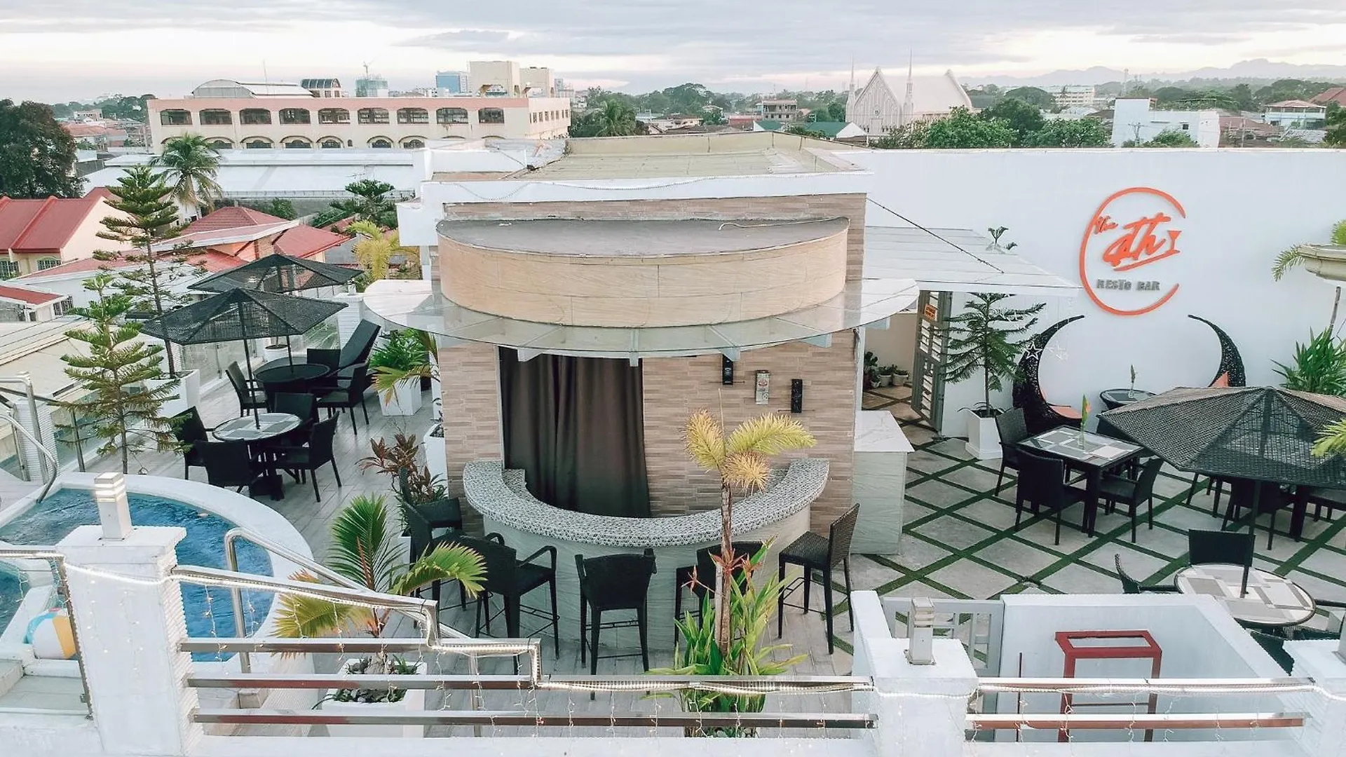 Graham Hotels & Suites Angeles 0*,  Philippines